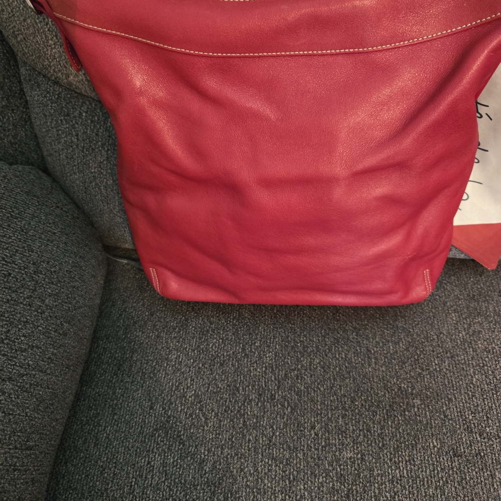 Coach Cherry Red Leather Shoulder Bag - Picture 8 of 10
